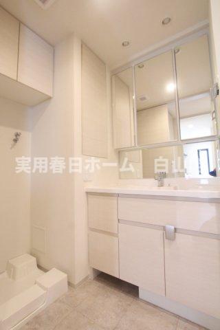 洗面設備　※同間取り別部屋参考写真となります