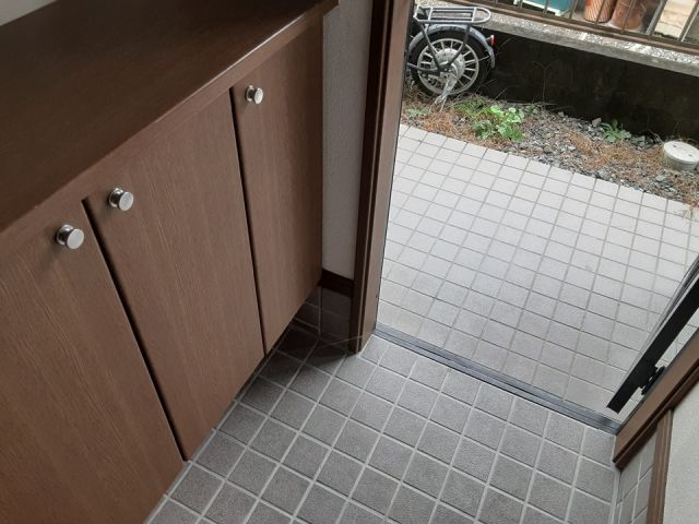 玄関