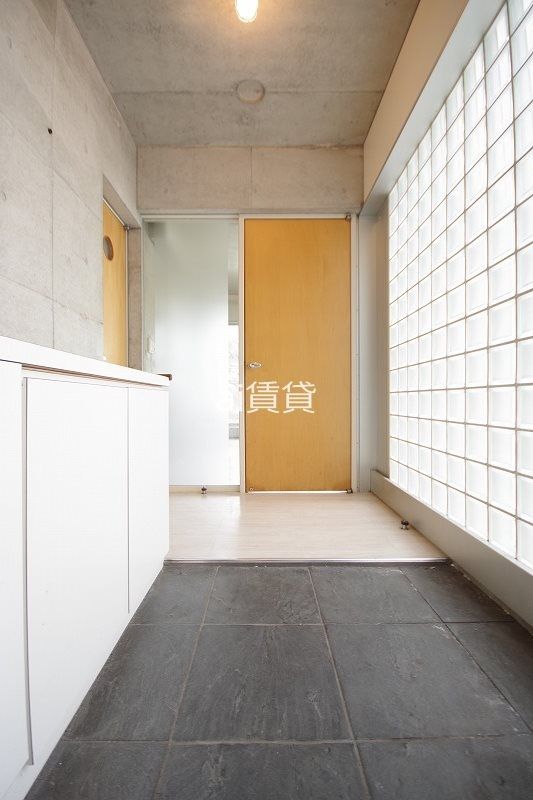 玄関　～同仕様写真～