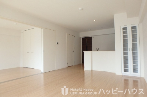 居室・リビング　※別部屋のため、参考画像です。