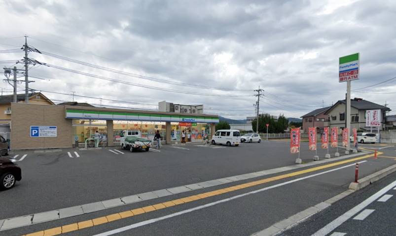 コンビニ　ファミリーマート岡山中島店（コンビニ）まで3896m