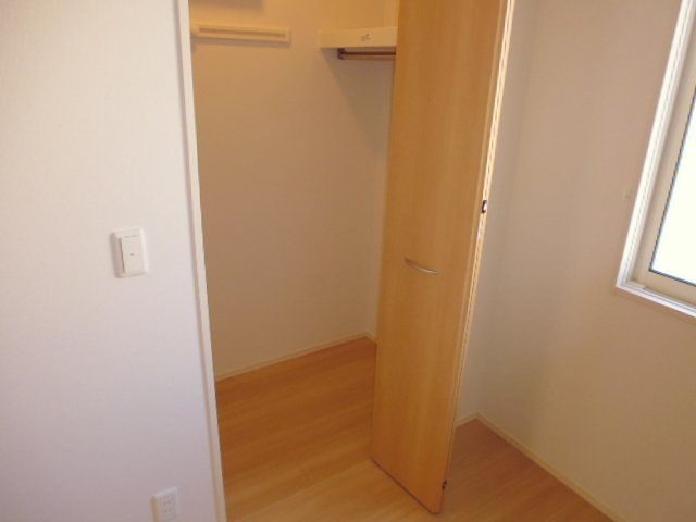 収納　クローゼット