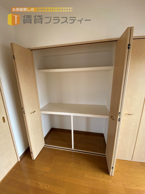 収納　大きい収納が２つも。。