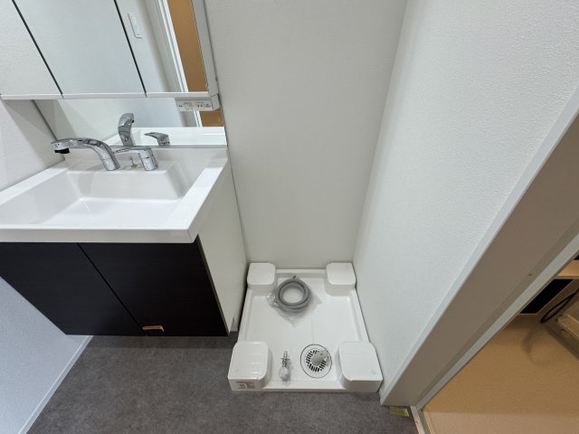 その他　同マンションの同間取り302号室画像