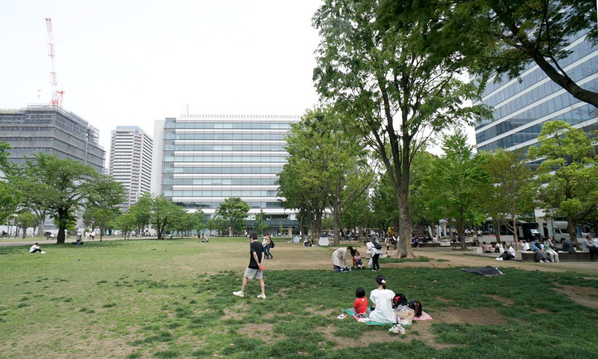 公園　中野区立中野四季の森公園（公園）まで369m