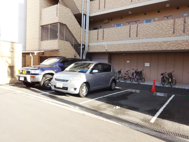 駐車場　駐車場もあります！