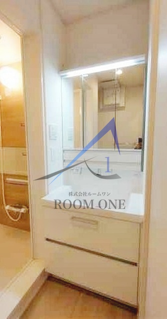 洗面設備　洗面台です。