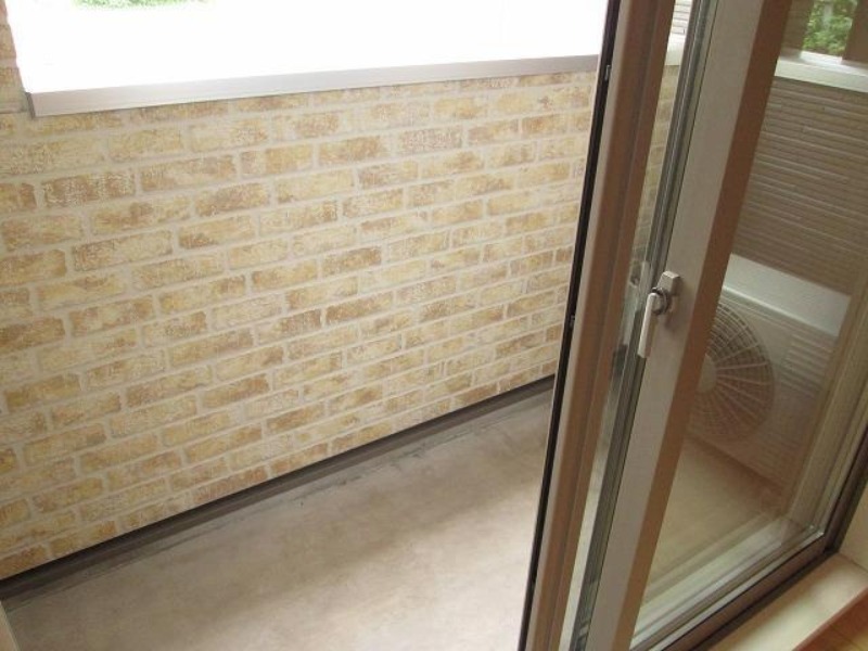 バルコニー　図面と現状に相違がある場合には現状を優先
