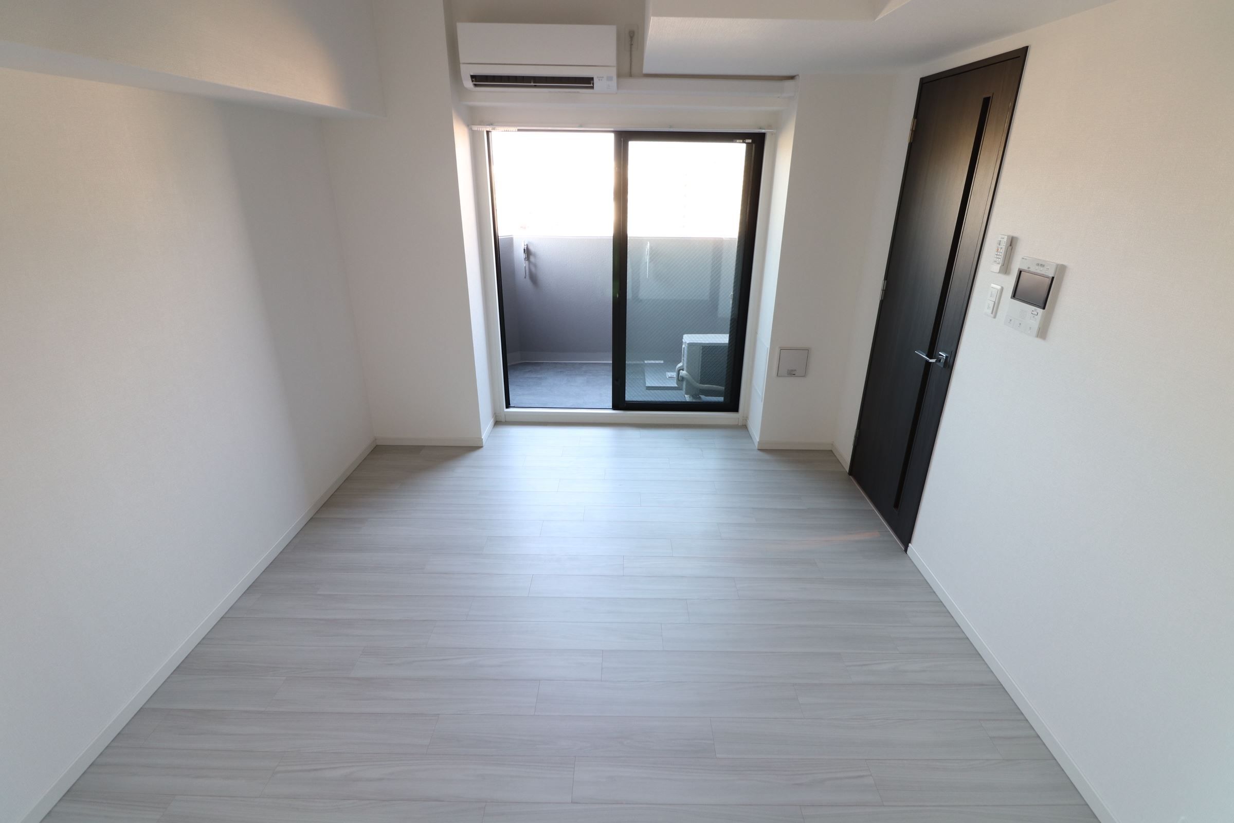 居室・リビング　8.5帖の広々としたお部屋です