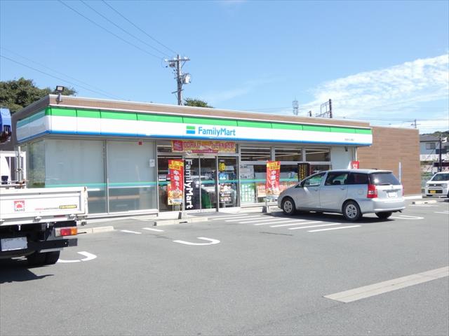 コンビニ　ファミリーマート新居中之郷店（コンビニ）まで1101m