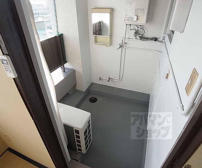 その他部屋・スペース　室外洗濯機置き場