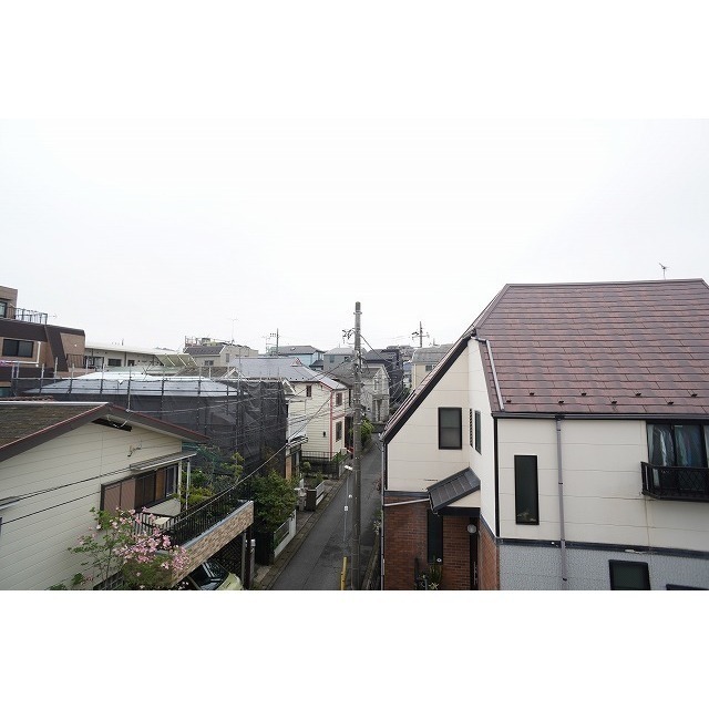 眺望　閑静な住宅地♪最上階で日照良好！
