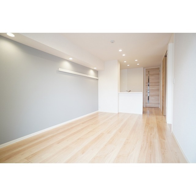 居室・リビング　対面式キッチンで開放感のあるリビング♪