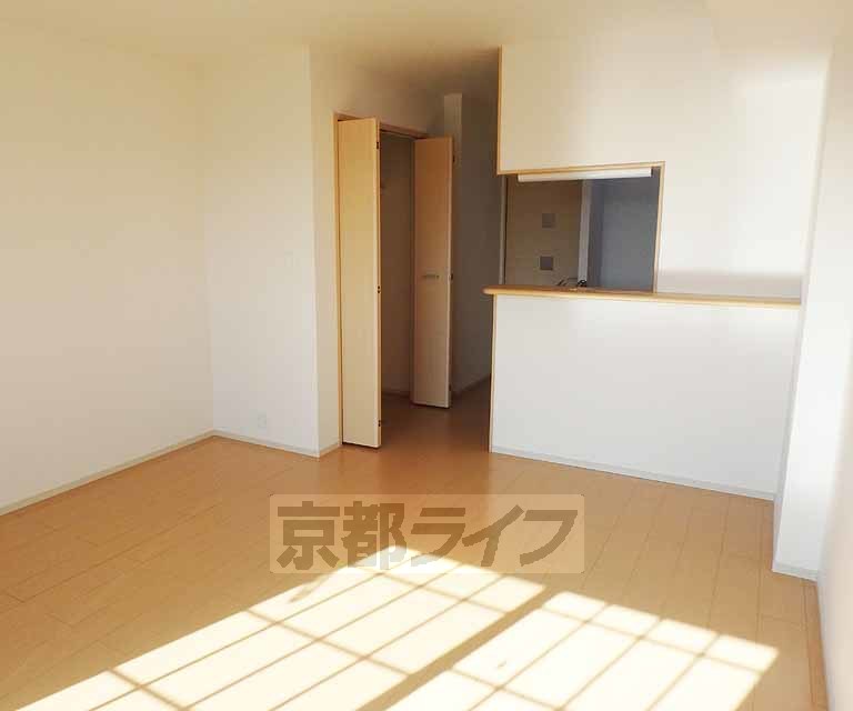 居室・リビング　日当たりのよいお部屋です。