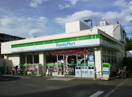 コンビニ　ファミリーマート船橋希望丘通り店（コンビニ）まで200m