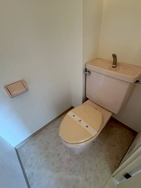 フルハイツ元今のトイレ写真