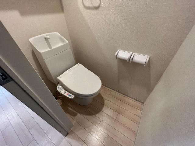 トイレ　シャワー付トイレ