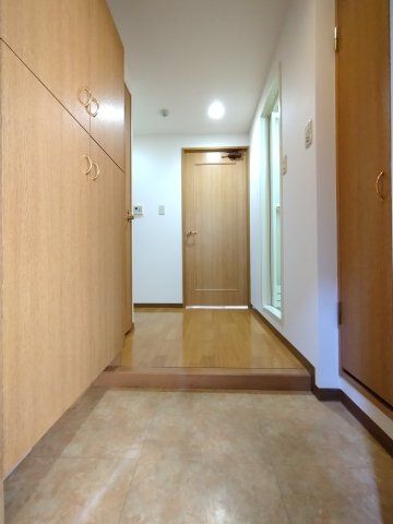 玄関　別タイプ参考写真　サンテミリオン大塚壱番館　 豊島区北大塚2