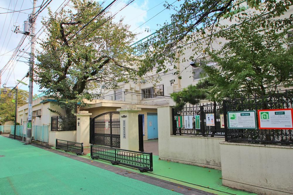 小学校　池之上小学校（小学校）まで638m