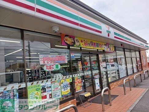 コンビニ　セブンイレブン藤岡芦田町店（コンビニ）まで500m