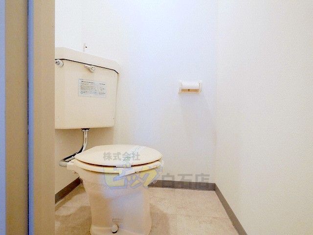 トイレ　綺麗に清掃済みです♪