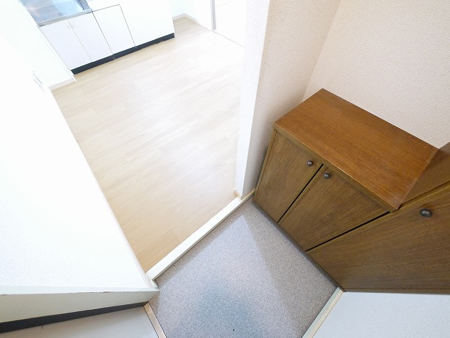 玄関　明るい玄関です