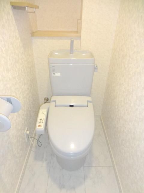 トイレ　★お部屋探しは株式会社タウンハウジング東京、京王八王子店で…