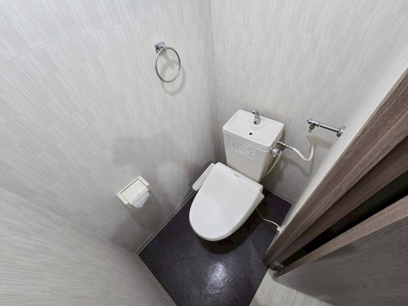 トイレ　トイレです。ウォシュレット付を探している方、おすすめです。