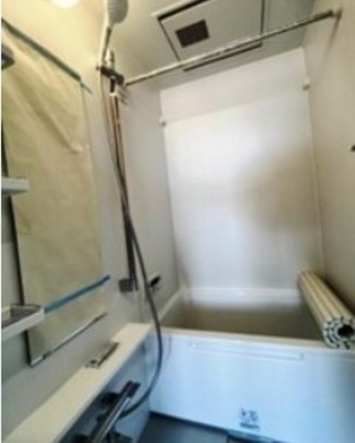 バス・シャワールーム　別部屋同使用