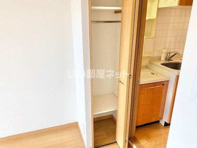 ＪＲ東海道本線 元町駅 徒歩12分 11階建 築27年の内装写真