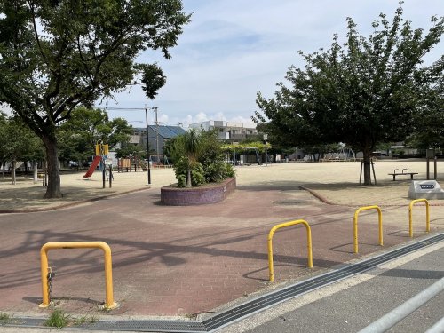 公園　公園（公園）まで1672m