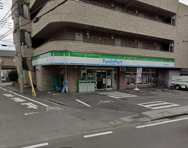 コンビニ　ファミリーマート（コンビニ）まで4269m