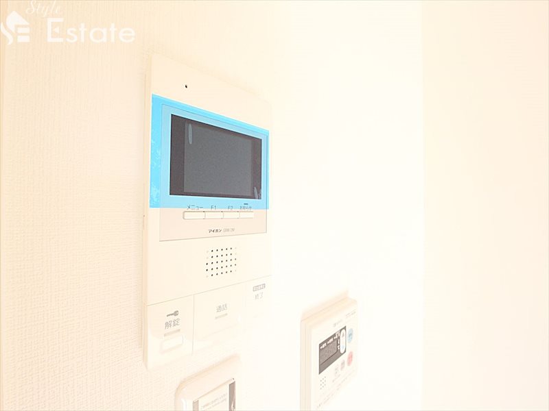 セキュリティ　モニター付きインターホン
