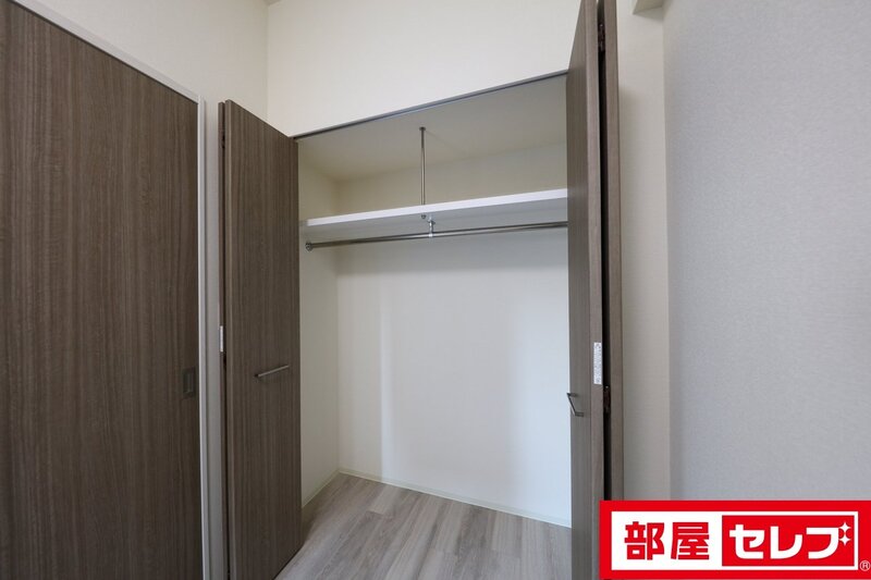 収納　同タイプの写真です（フロアカラー異なります）