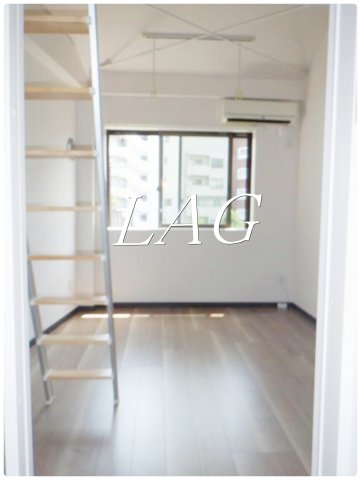 居室・リビング　洋室のお部屋です。