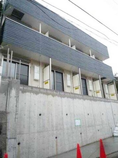 建物外観　【南向きの明るいお部屋♪】