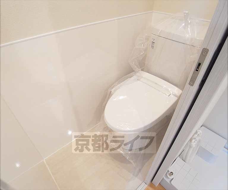 トイレ　嬉しいウォシュレットトイレです！