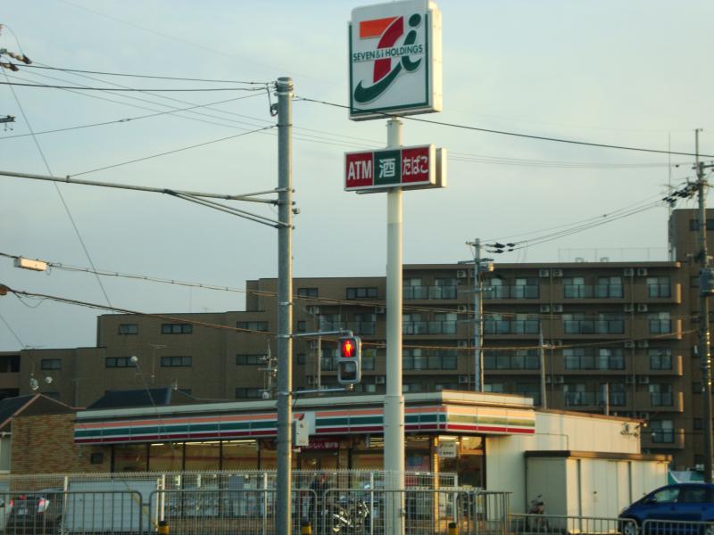 コンビニ　セブンイレブン 近江草津バイパス店（コンビニ）まで504m