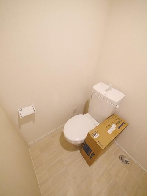 トイレ　★お部屋探しは株式会社タウンハウジング東京まで★