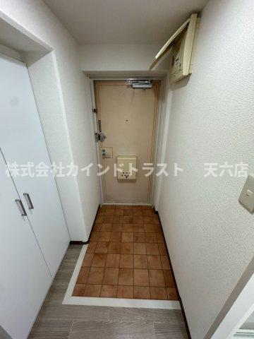 玄関　落ち着いた玄関です