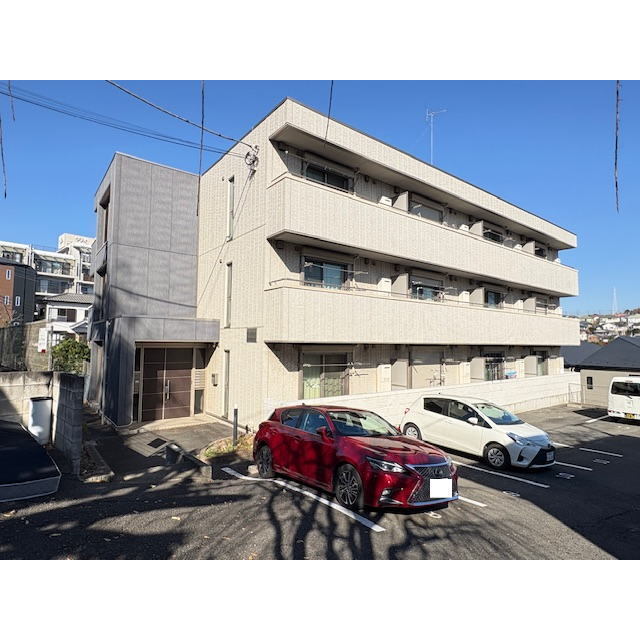 建物外観　重厚感のある外観♪