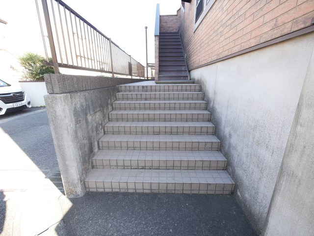 エントランス　★綺麗なエントランスですね★