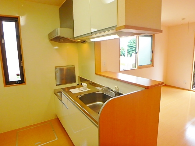 キッチン　参考画像。同じ物件の他のお部屋です。