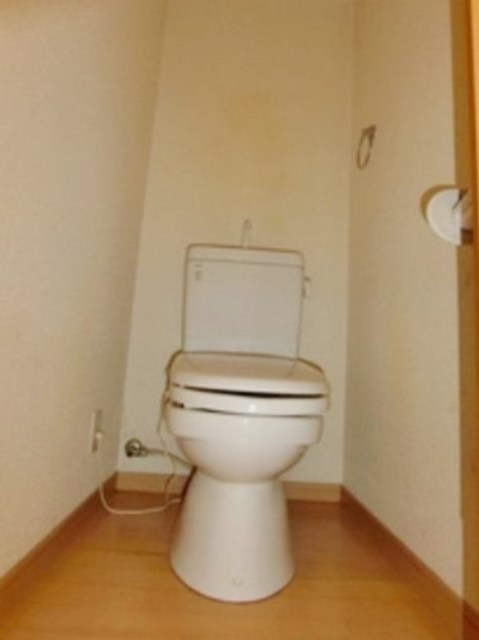 トイレ　別部屋同仕様タイプ