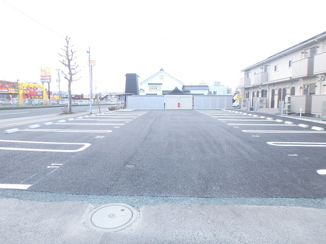 駐車場　駐車場