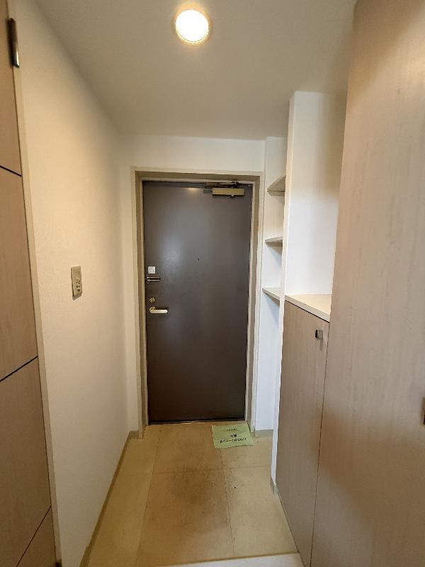 玄関　収納もある玄関です
