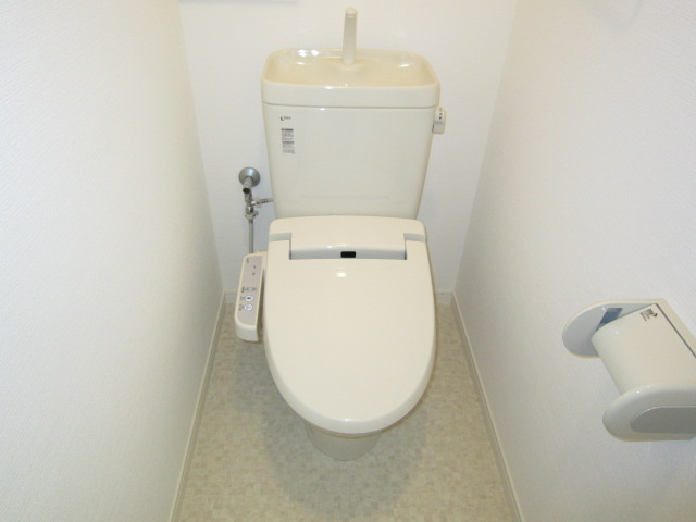 トイレ　別部屋の写真です