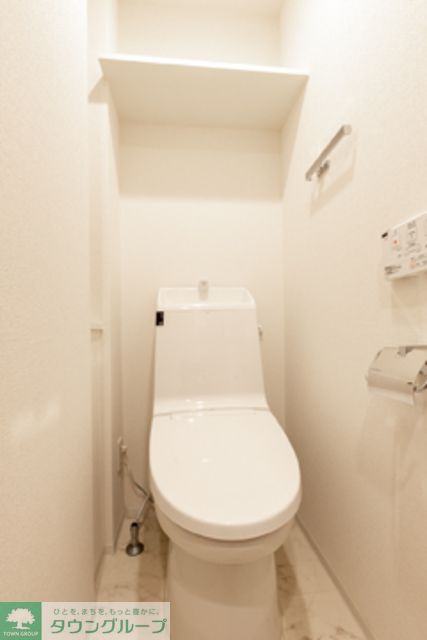 トイレ　※写真は同タイプ住戸です。
