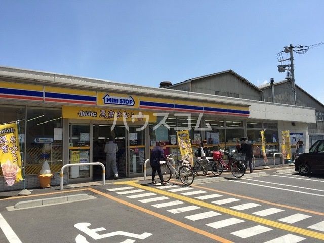 コンビニ　ミニストップ川口上青木店（コンビニ）まで302m
