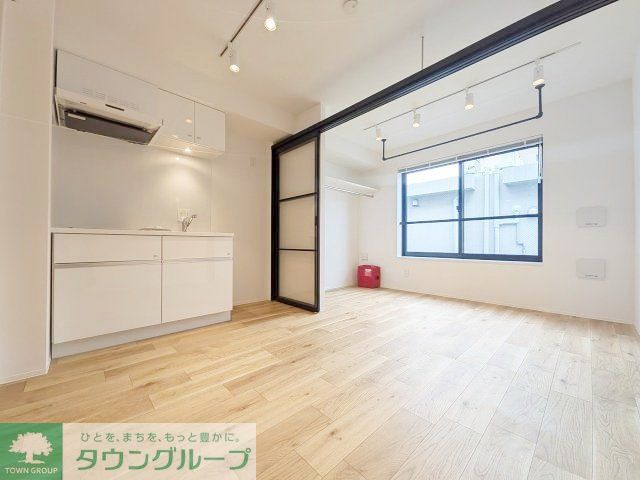 アバンテ神楽坂の居間写真